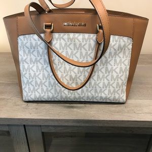 Michael Kors purse